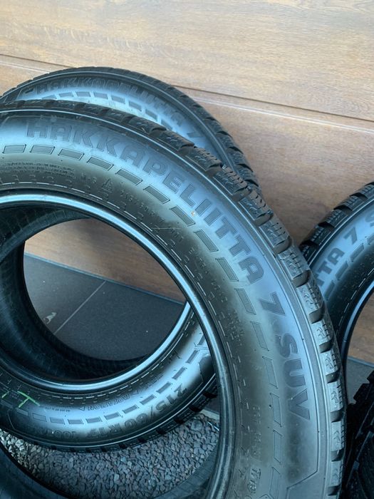 Opony Nokian Suv 215/60/17 100T cena za kpl 4szt. XL