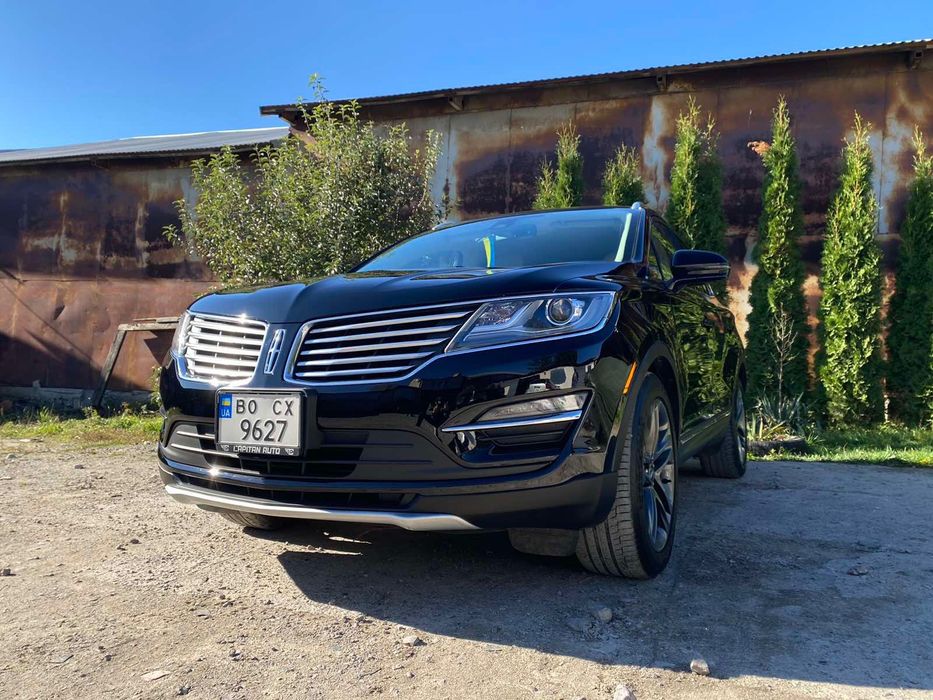 Продаю власне авто Lincoln MKC