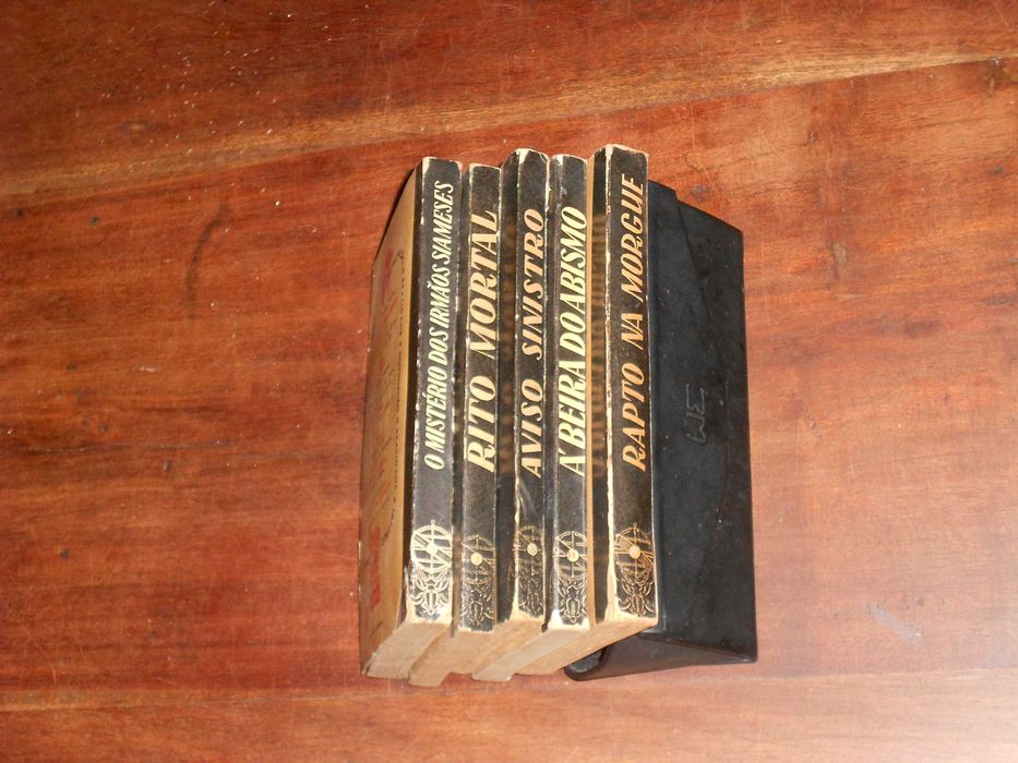 Colecçao O Escaravelho de Ouro - Editorial Edipo