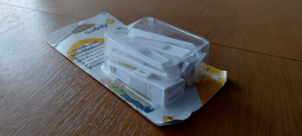Blokada szafek i szuflad Safety 1st
