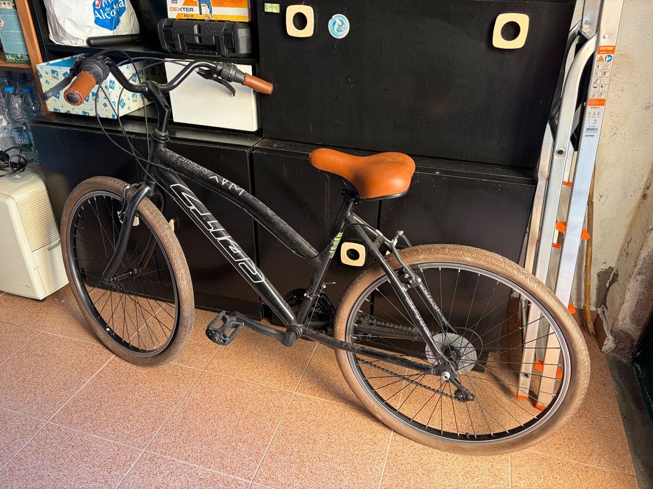 Vendo bicicleta usada poucas vezes