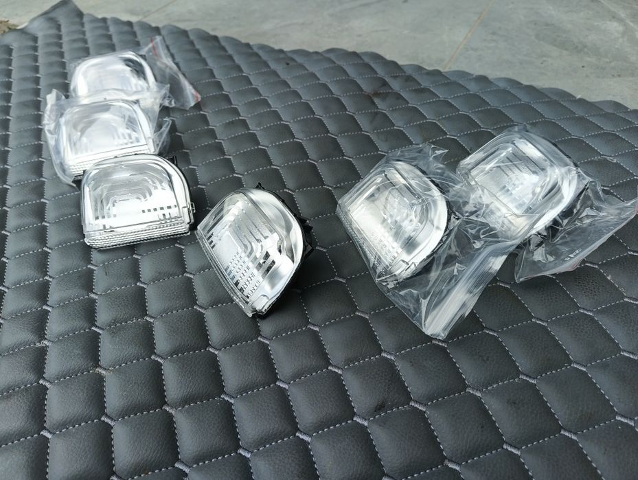 Поворотник Sprinter 907 дзеркало спрінтер 910 катафот A9109064700