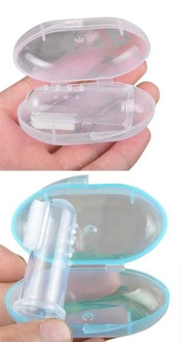 Первая зубная щетка на палец с футляром