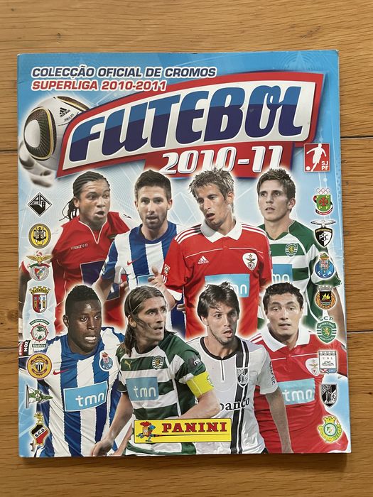 Cadernetas e cromos Panini