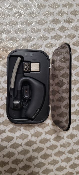 Гарнитура Plantronics Voyager Legend B235-M UC (87680-02