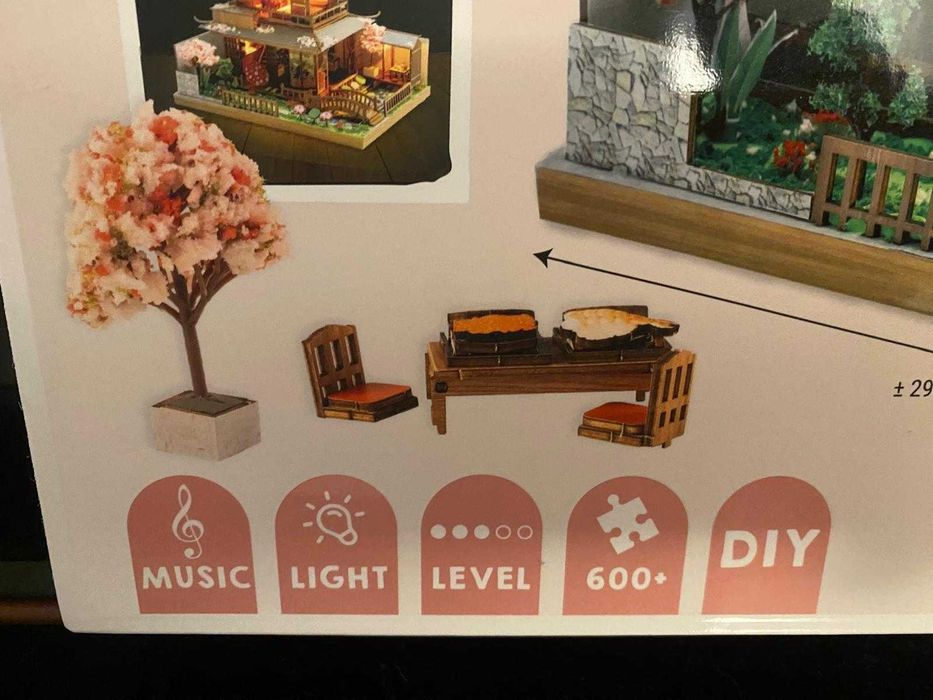 Kit XL Sakura House miniature - com Luz LED e Música