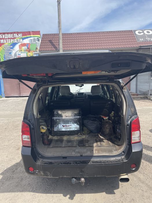 Ніссан  Пайфендер D40 R51 Nissan