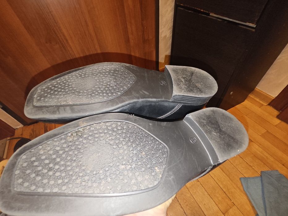 Czarne eleganckie buty wizytowe męskie AM Shoe – Rozmiar 37