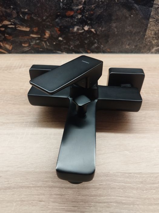 bateria wannowa ścienna omnires parma czarny mat pm7430bl.   EXPOZYCJA