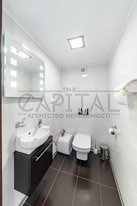 Продаж офісу з терасою, пров. Ковальський, Шулявка.