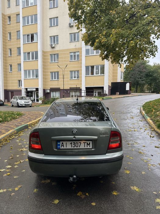 Шкода 2.0 газ/бензин 2002