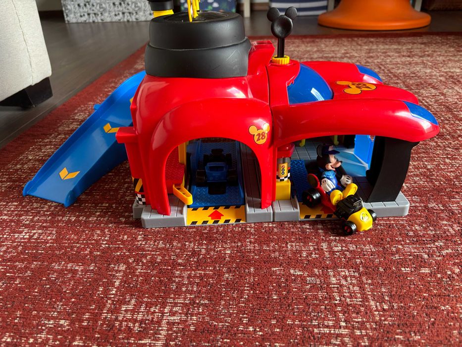 Oficina Mickey Super Pilotos