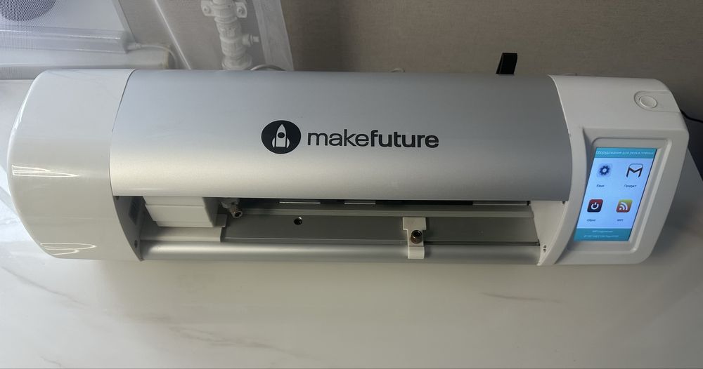 Продам настольный режущий плоттер МС 330