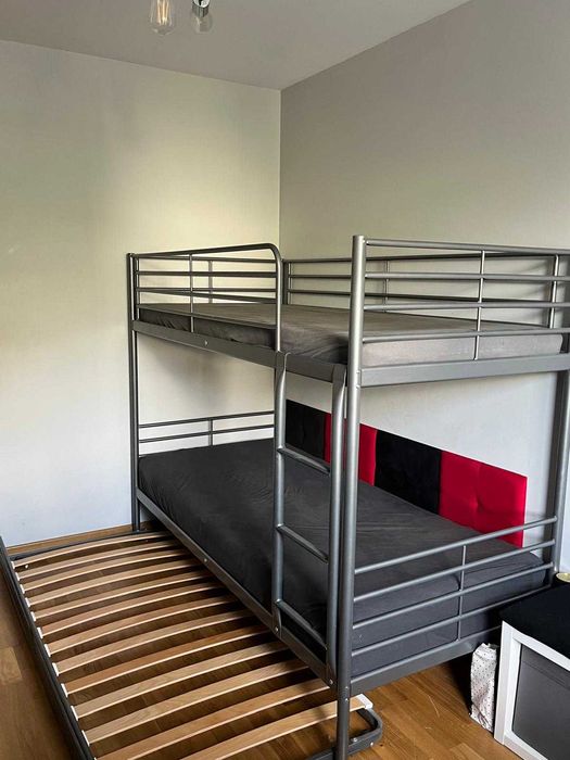łóżko piętrowe 90x200cm Ikea z dodatkowym 3 łóżkiem