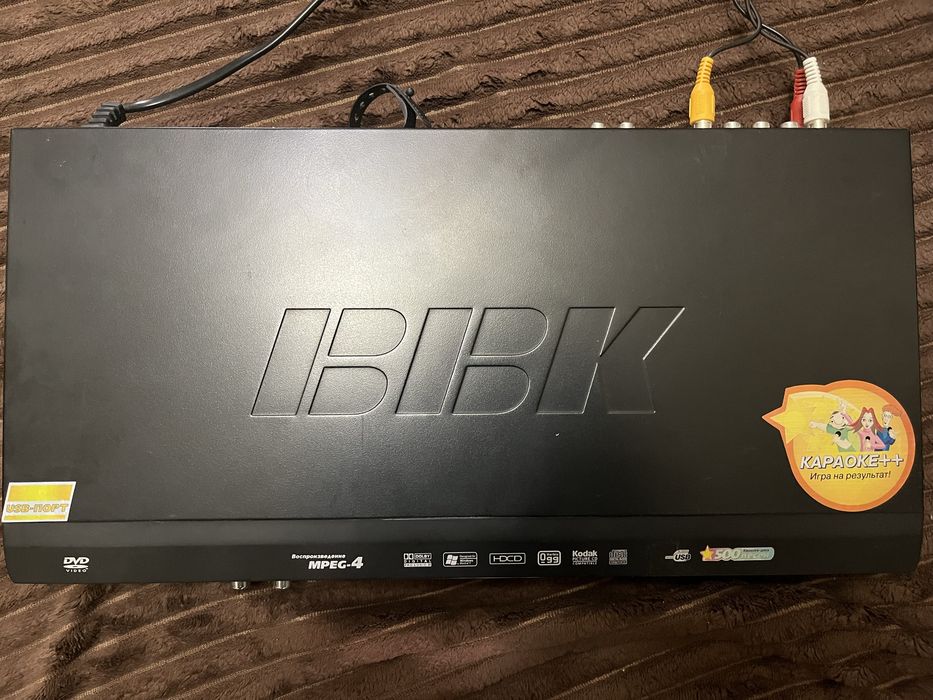 DVD плеєр BBK DV627SI