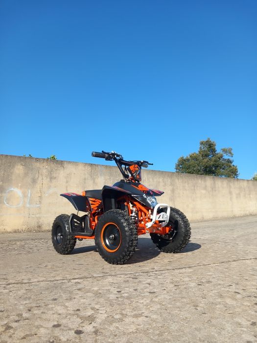 Moto 4 para crianças