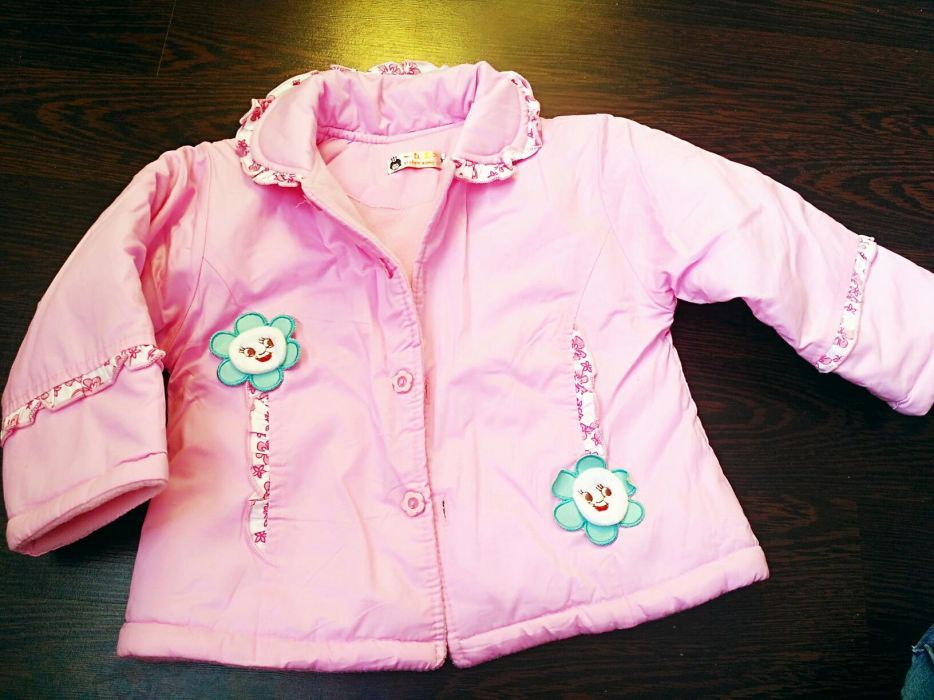 Демисезонная куртка для девочки новая