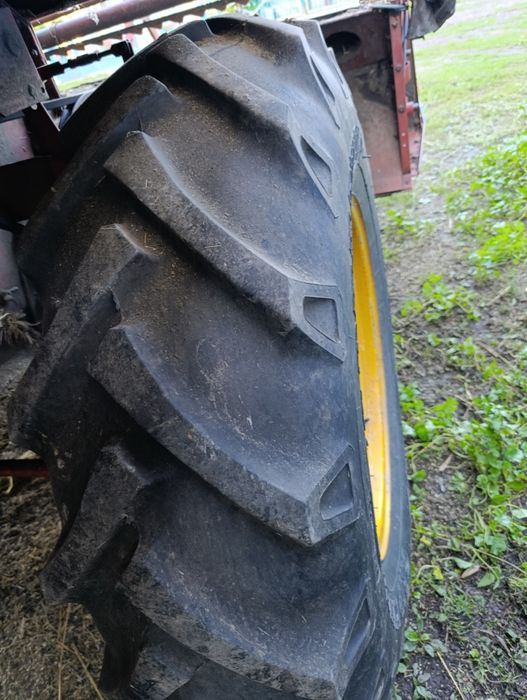 Комбайн зернозбиральний Massey Ferguson 307,  Майсей Фергусон 307