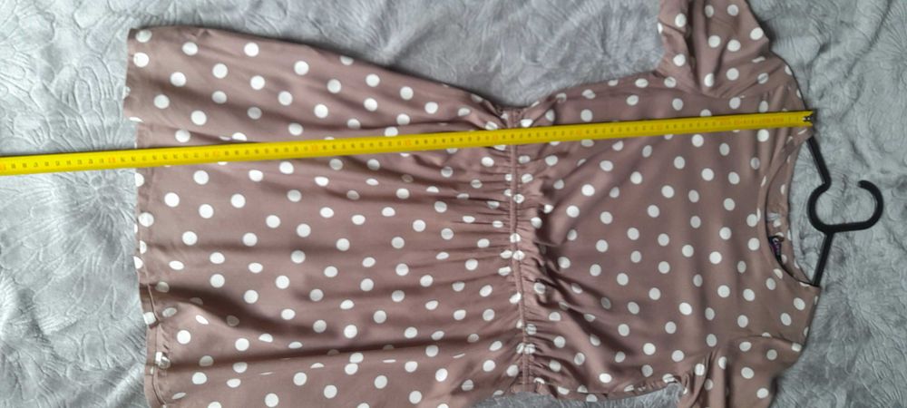 Brązowa w białe grochy sukienka dziewczęca Carry Kids r. 134