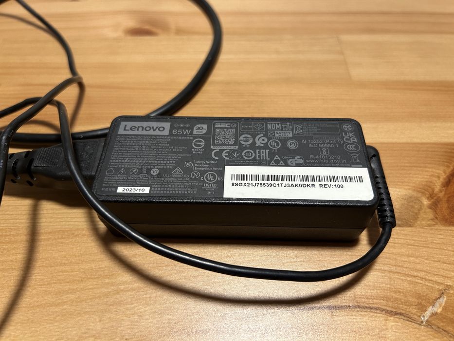 Lenovo LAPTOP usado, bom estado. Fotos recentes