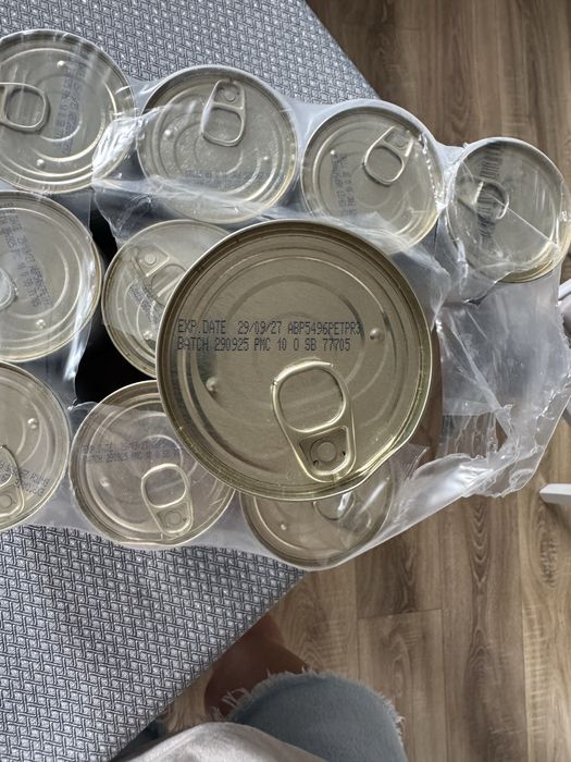 Puszki karmy Oasy „kaczka” 10+1 gratis