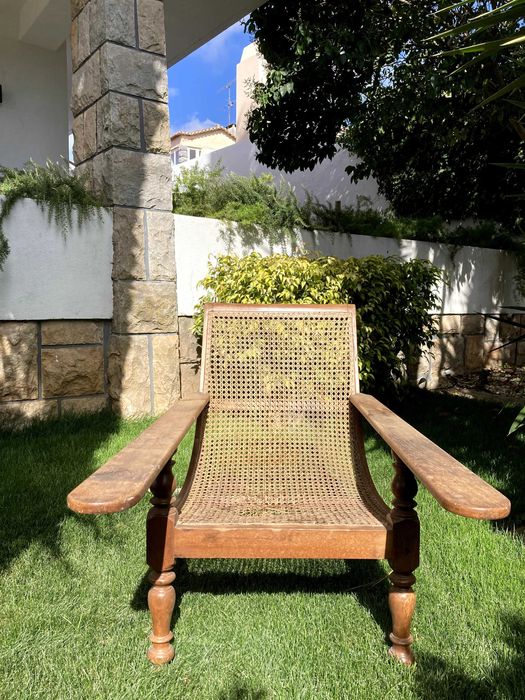 Conjunto Mobilia Vintage (Mesa Costura Singer, cadeirão, cadeira bebe)