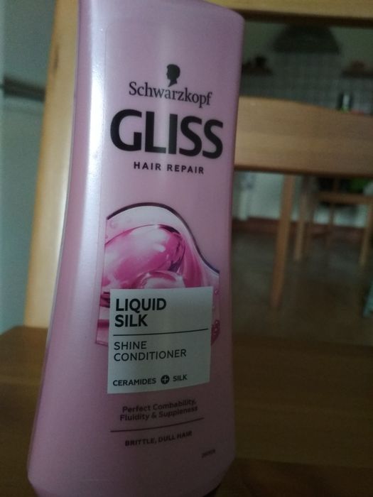 odżywka do włosów GLISS Schwarzkopf 200ml.
