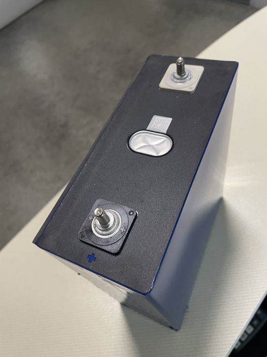 Ячейка/аккумулятор/батарея/комірка LiFePO4 EVE-280AH 2025 рік