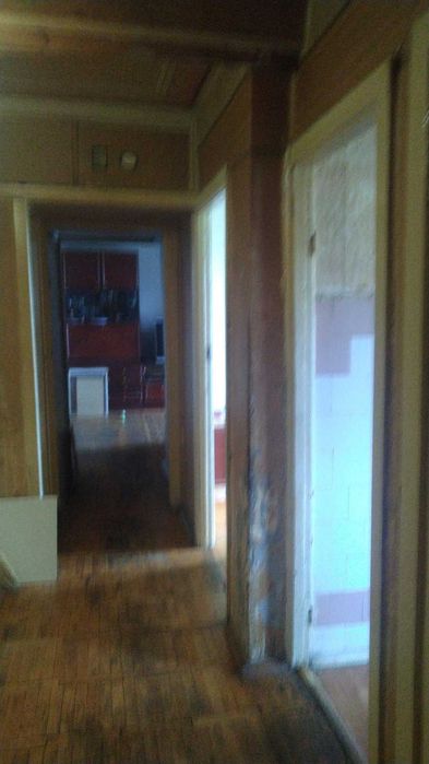 Продам 3-х кімнатну квартиру на Лісовому,вул.Курчатова   52000$