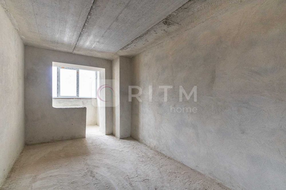 Продається 2-кімнатна квартира площею 73 м² на 1 поверсі.