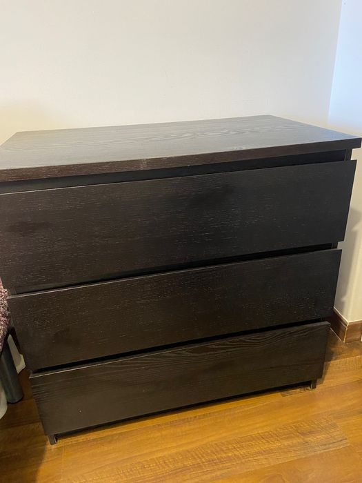 Mesas de cabeceira + cómoda