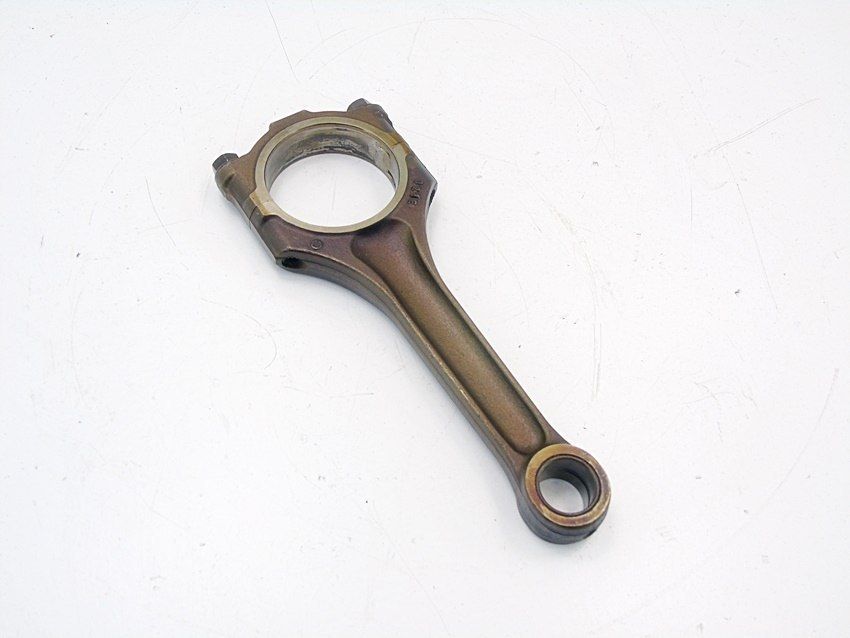 Korbowód 021E 2.3 Vr5 V5 Passat B5 Golf 4 Bora I Toledo 2