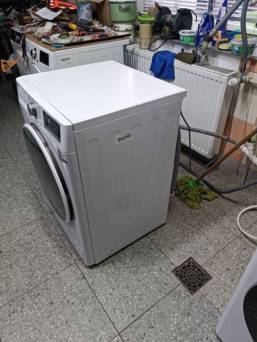 Пральна машина LG 9 кг