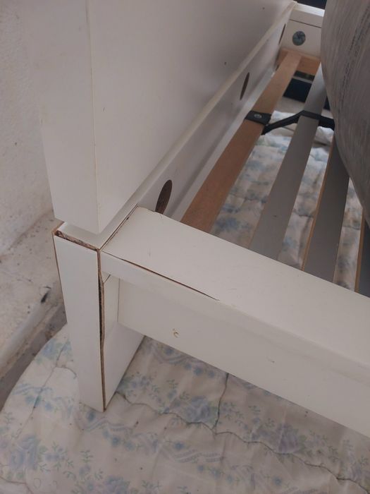 Cama Malm 90x200 com estrado