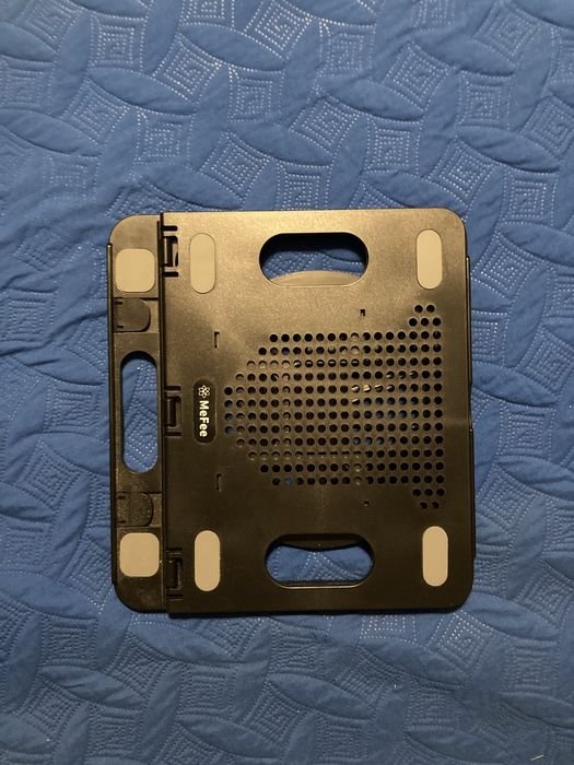 Suporte de computador428961778233528321