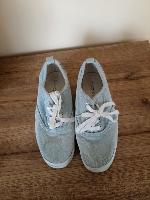 Błękitne trampki buty na wysokiej podeszwie h&m 37