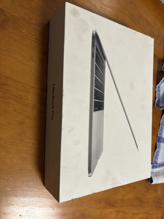 Apple MacBook Pro 13″ ( 2017) - em funcionamento