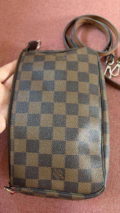 Louis Vuitton pochette autentyczna