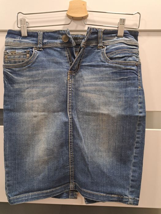 Jensowa spódniczka Reserved