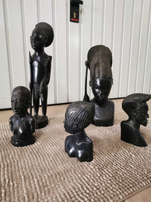 6 Estatuetas Africanas