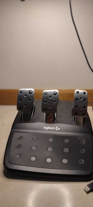 Volante ps5 g29 + caixa de mudanças manual