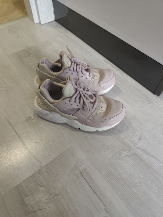 Кросівки Nike для дівчинки