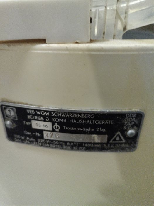 Stara wirówka z PRL