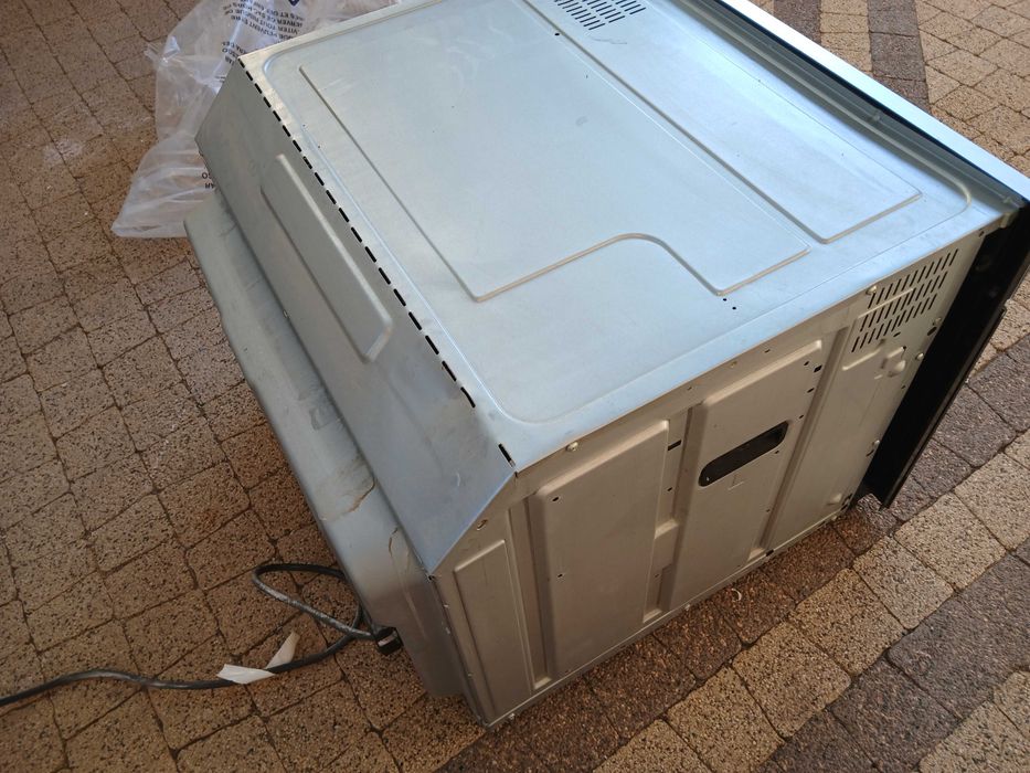 Piekarnik do zabudowy BEKO 60cm x 45cm BEKO OCM 25600 X