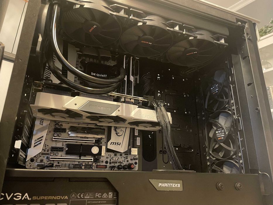 DESKTOP PC Gaming i7-7700K + RTX 2070 SUPER + 32GB RAM + 1 TB SSD