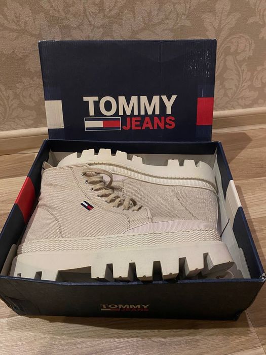 Кросівки tommy jeans flat boot