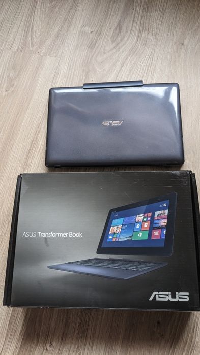 Продам ноутбук-планшет трансформер Asus