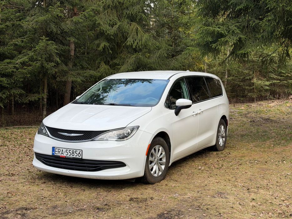 Chrysler Pacifica nowy gaz LPG STAG, dwa komplety opon, bardzo dobry stan