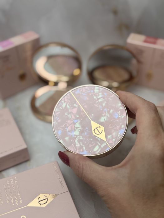 Хайлайтер для обличчя Charlotte Tilbury Pillow Talk Multi Glow