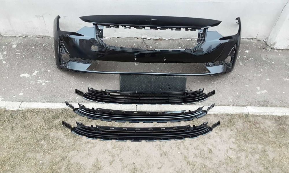 Polestar 2 решітка в бампер